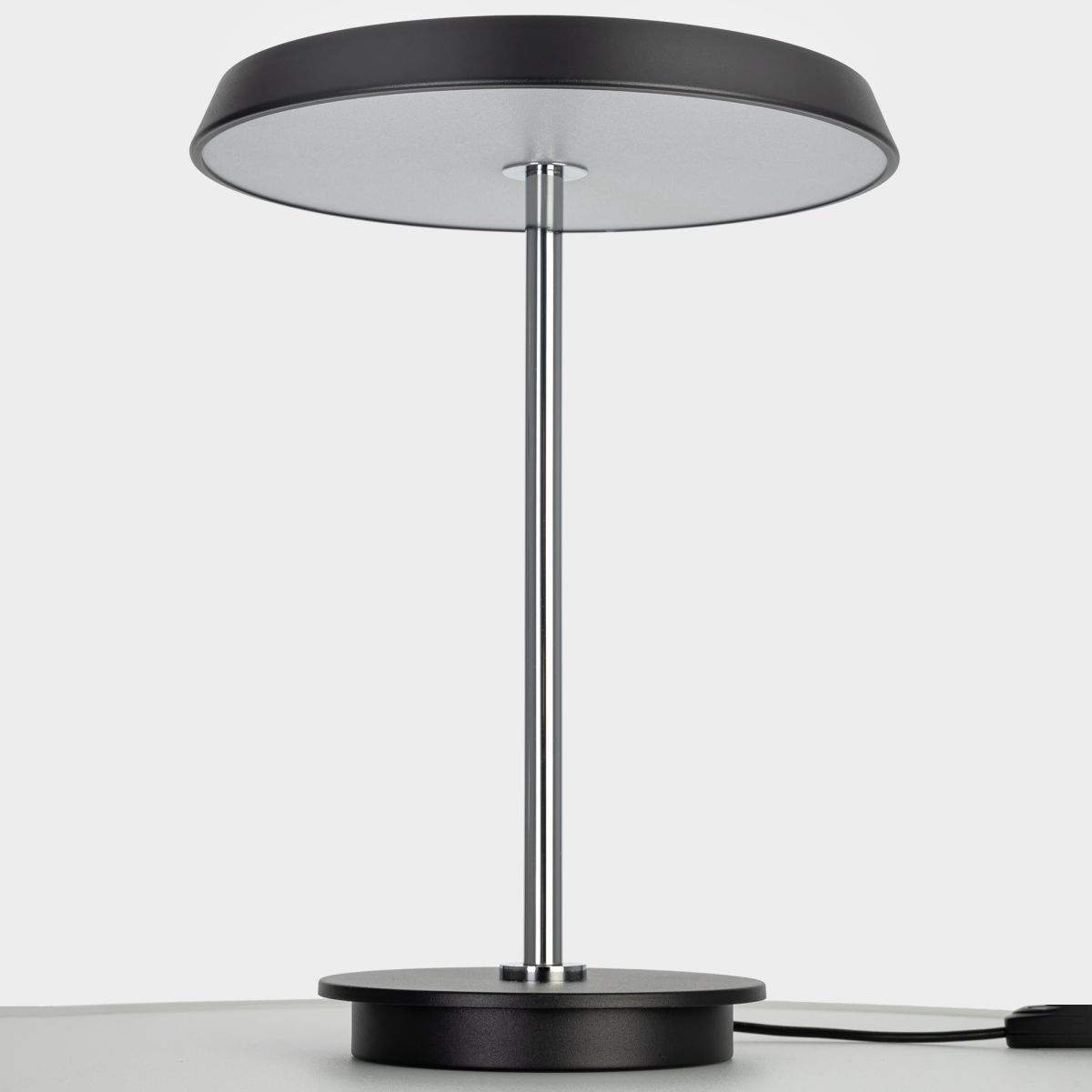 Настольная лампа Citilux Lina CL812011