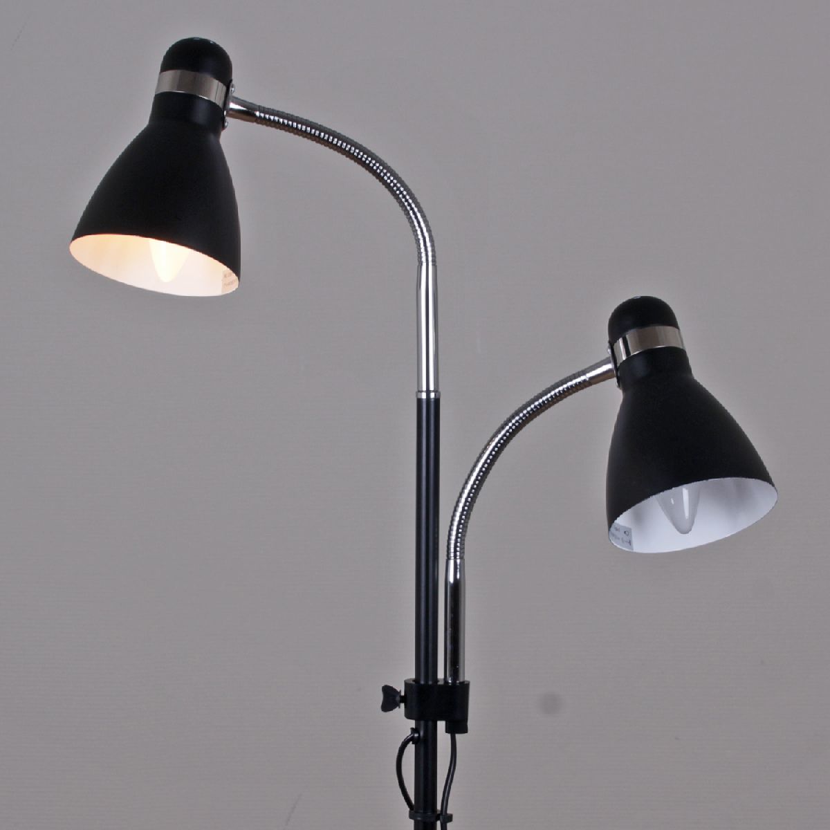 Торшер Reluce 03941-0.6-02 BK