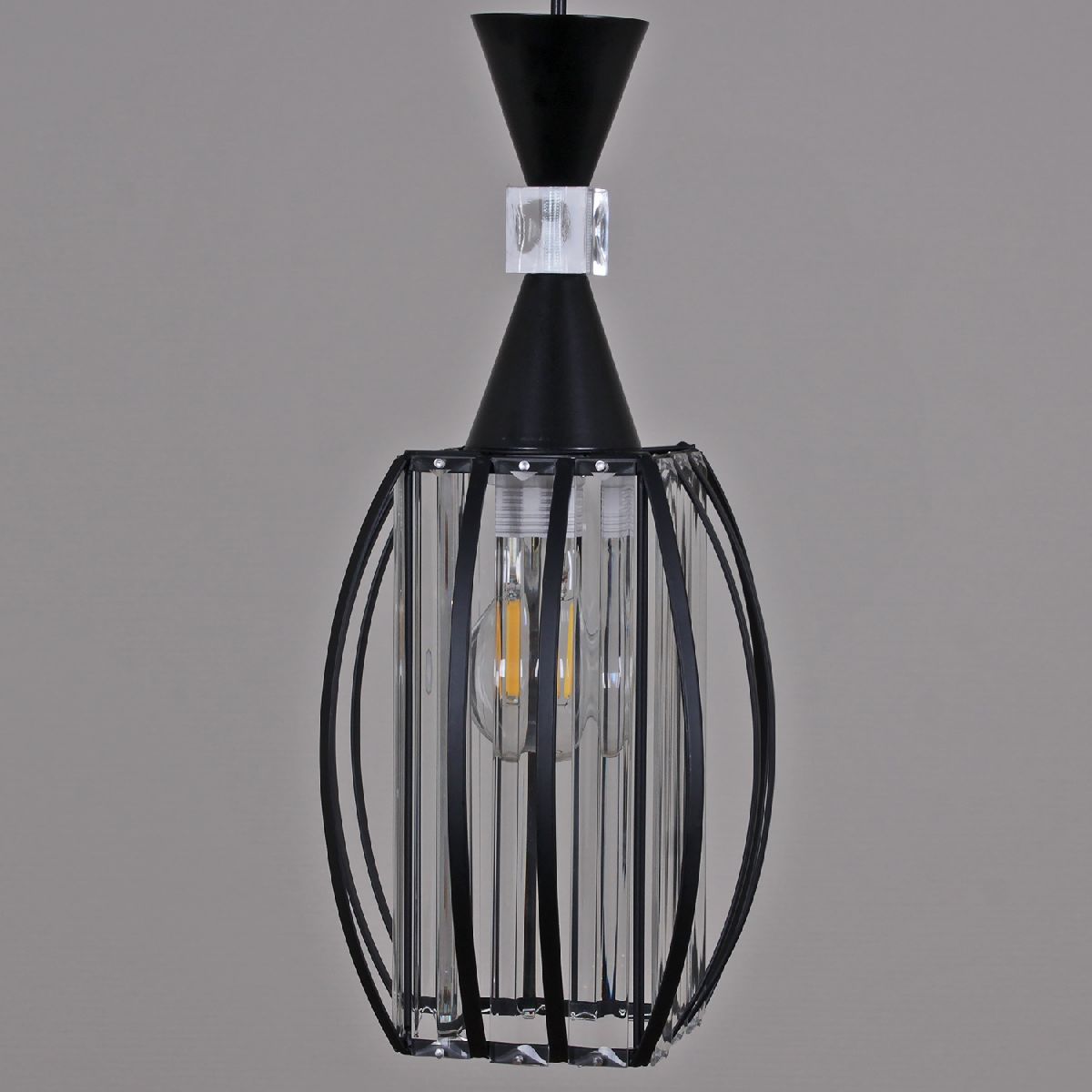 Подвесной светильник Reluce 03868-0.4-01 BK