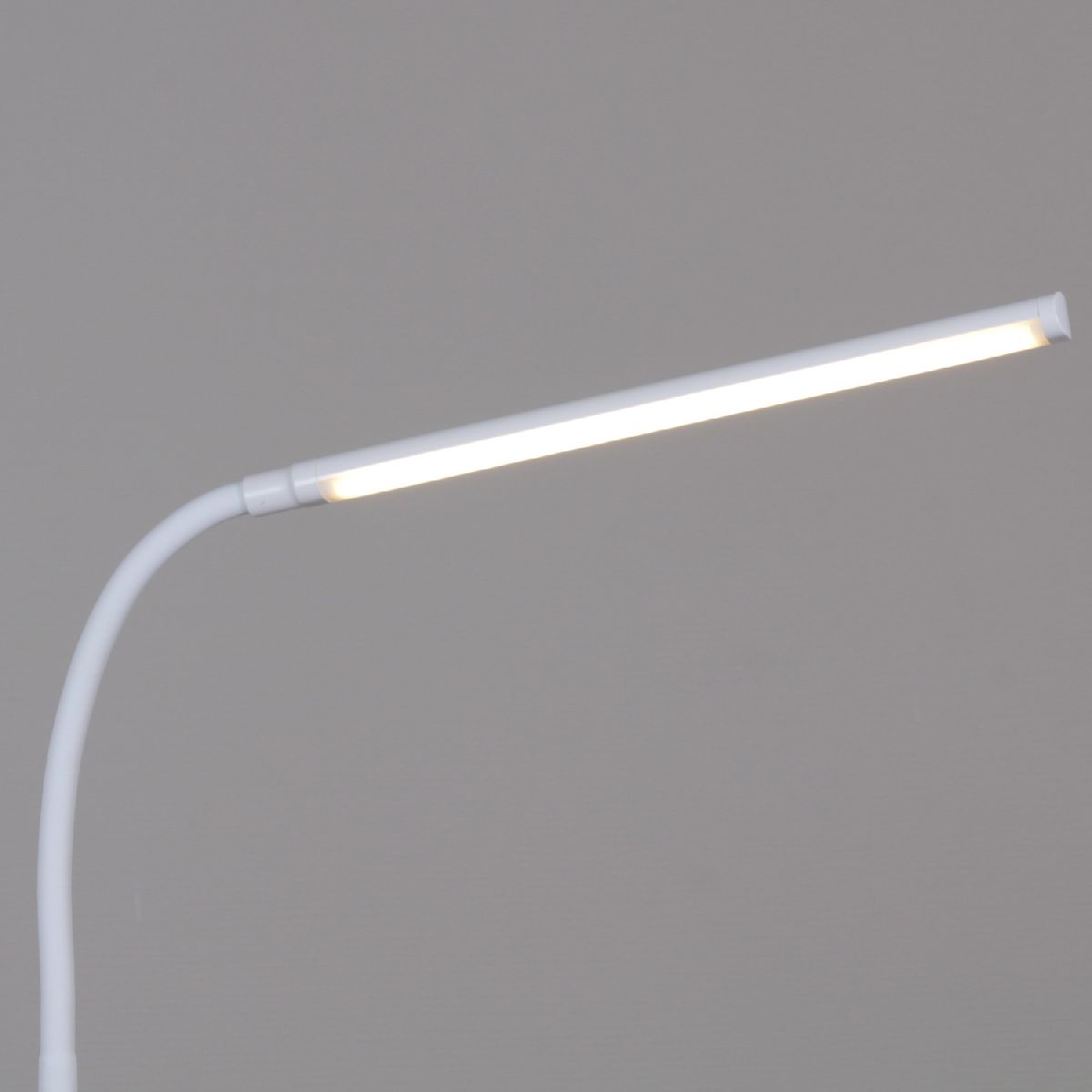 Торшер Reluce 00059-0.6-01 WT