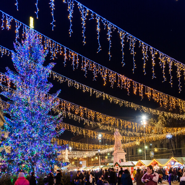 Светодиодная гирлянда Arlight ARD-Edge-Pro-5600x900-White-240LED-Milk-Flash Warm 034132