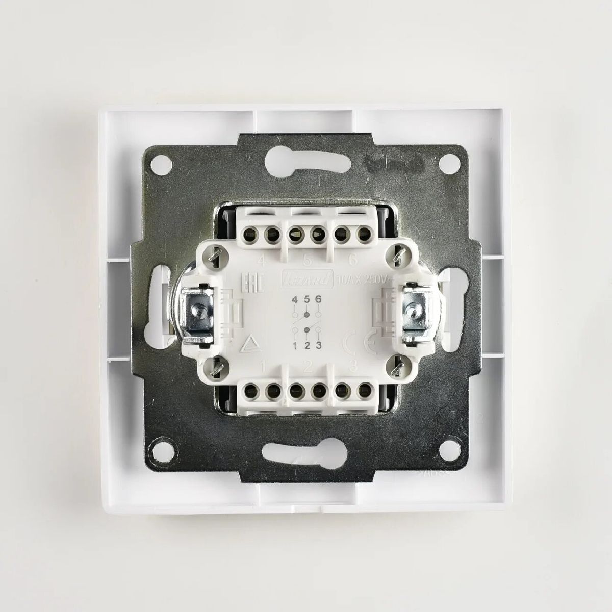 Выключатель проходной двойной Lezard Karina 707-3088-106