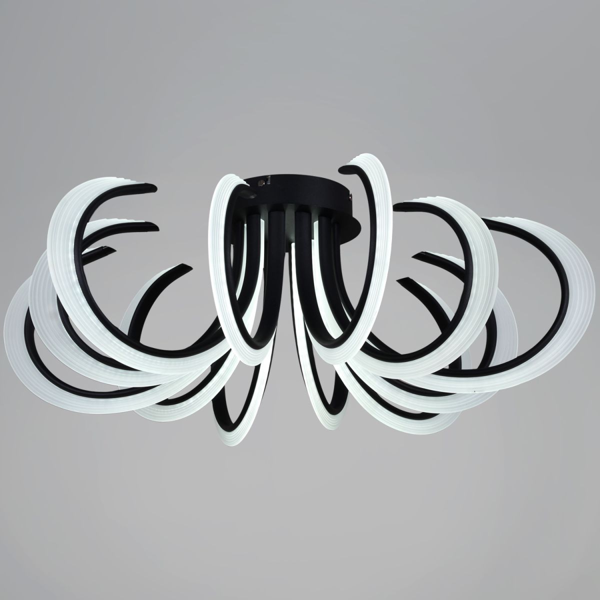 Потолочная люстра Reluce 74390-0.3-6+6 black