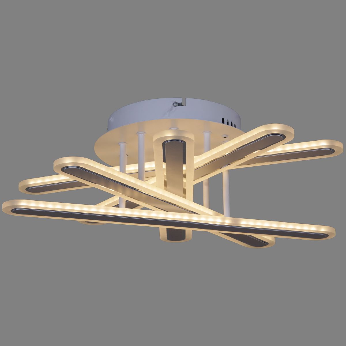 Потолочная люстра Reluce 77641-3.3-500