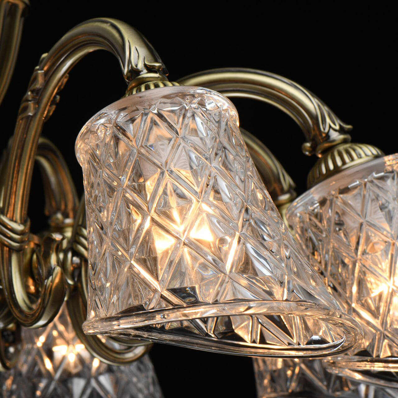 Потолочная люстра MW-Light Ариадна 450019208 в Москве