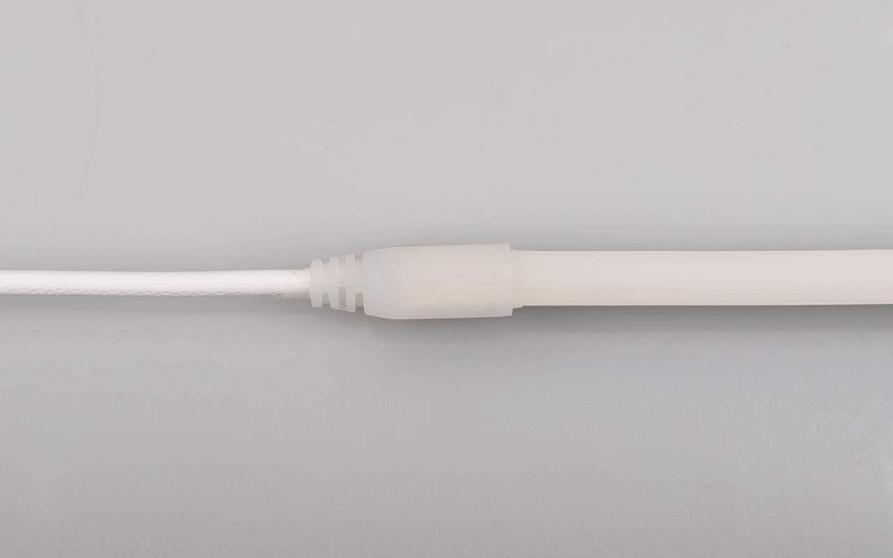 Лента герметичная Arlight MOONLIGHT-SIDE-A140-12x17mm 24V White6000 (9.6 W/m, IP67, 2835, 5m) 027941(1)