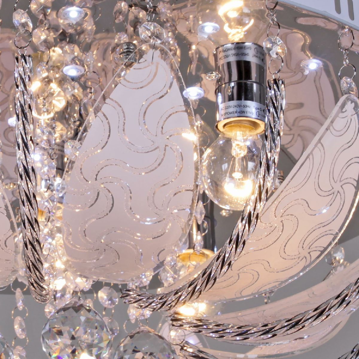 Потолочная люстра Reluce 55577-0.3-05