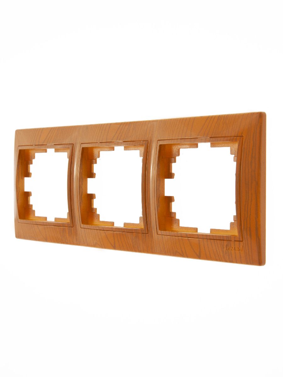 Рамка 3-местная горизонтальная Lezard Mira 701-0701-148