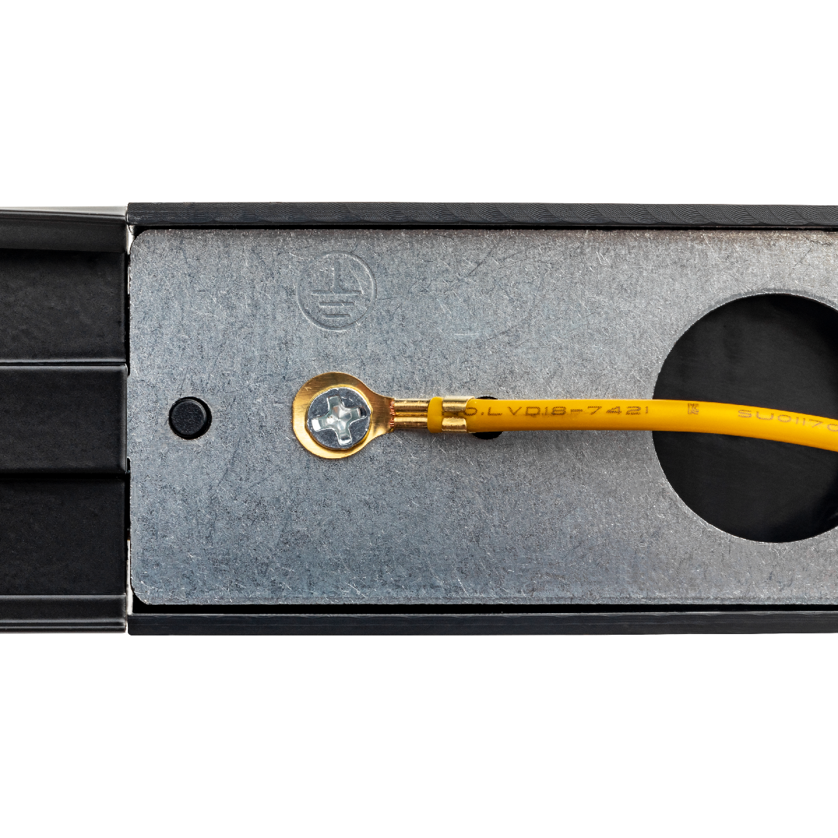 Шинопровод однофазный накладной Ritter Artline 59785 2