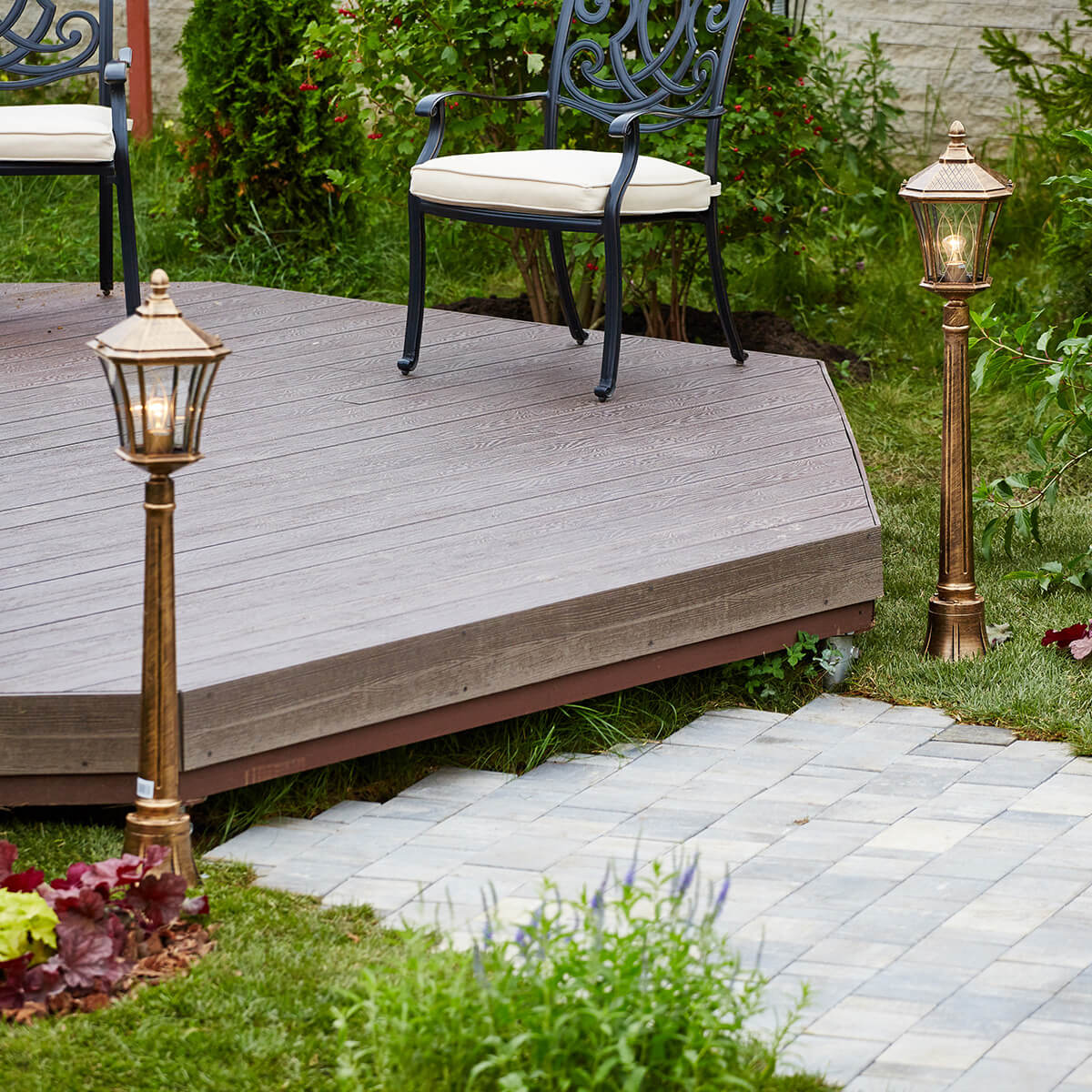 Уличный светильник Elektrostandard Virgo F черное золото 4690389064869