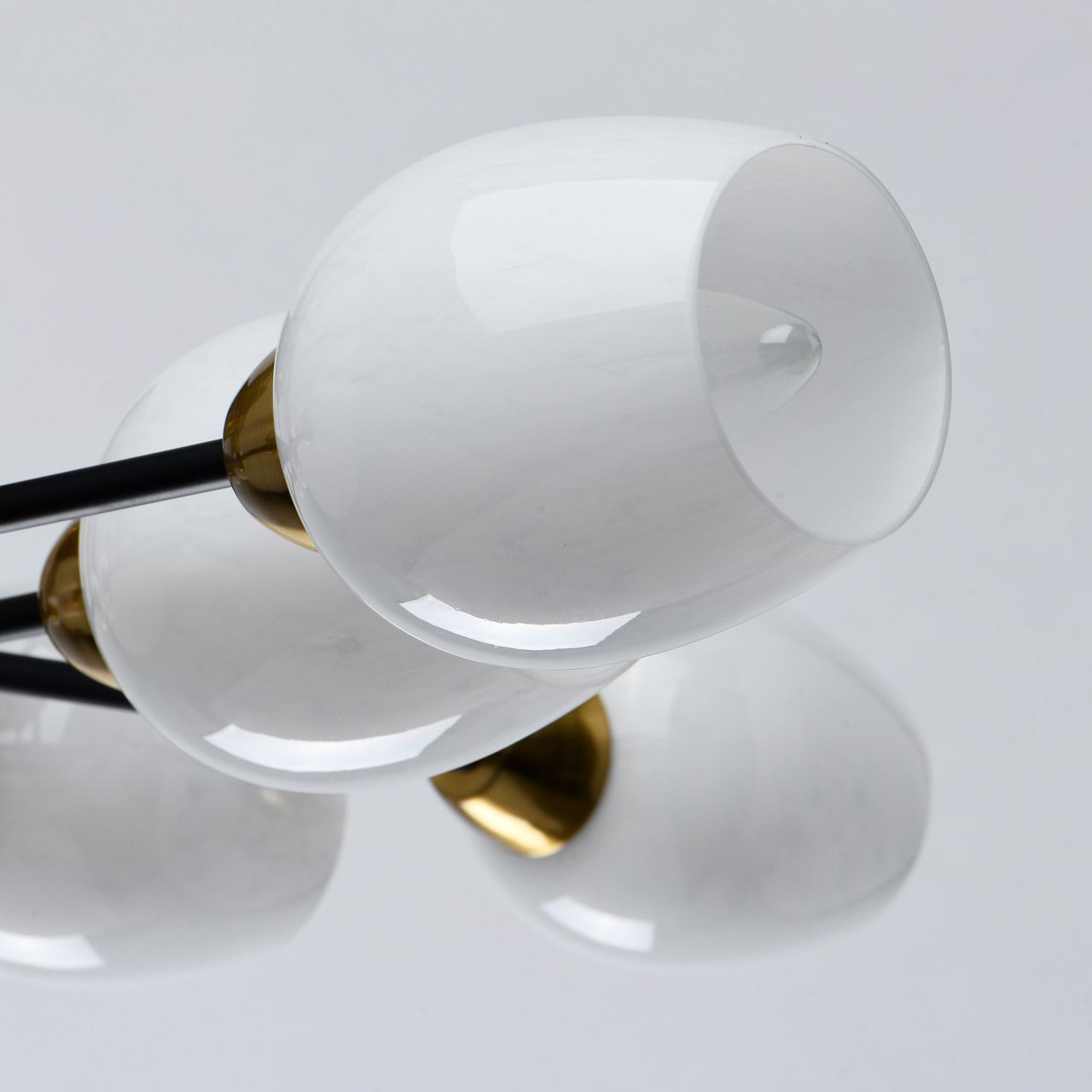 Потолочная люстра De Markt Олимпия 638019008 в Москве