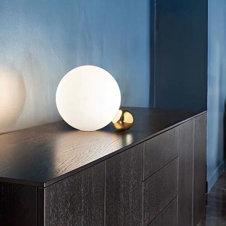 Настольная лампа iLamp Mono 10240T/1-D250 WH-GL