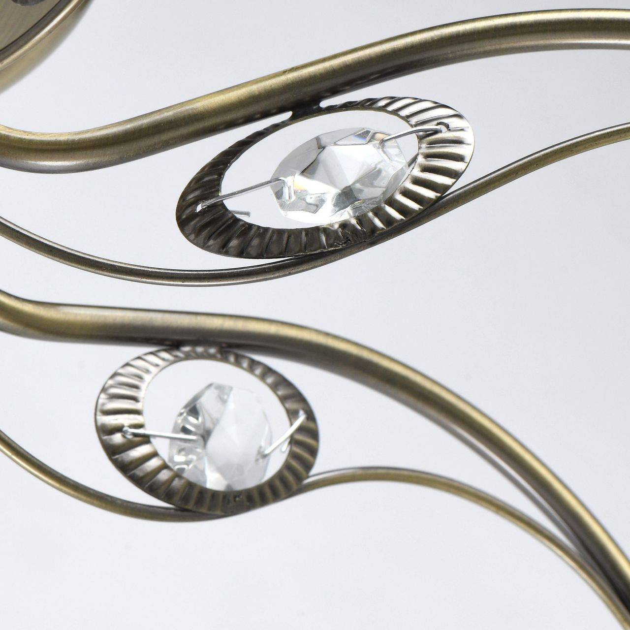 Потолочная люстра De Markt City Грация 677013005