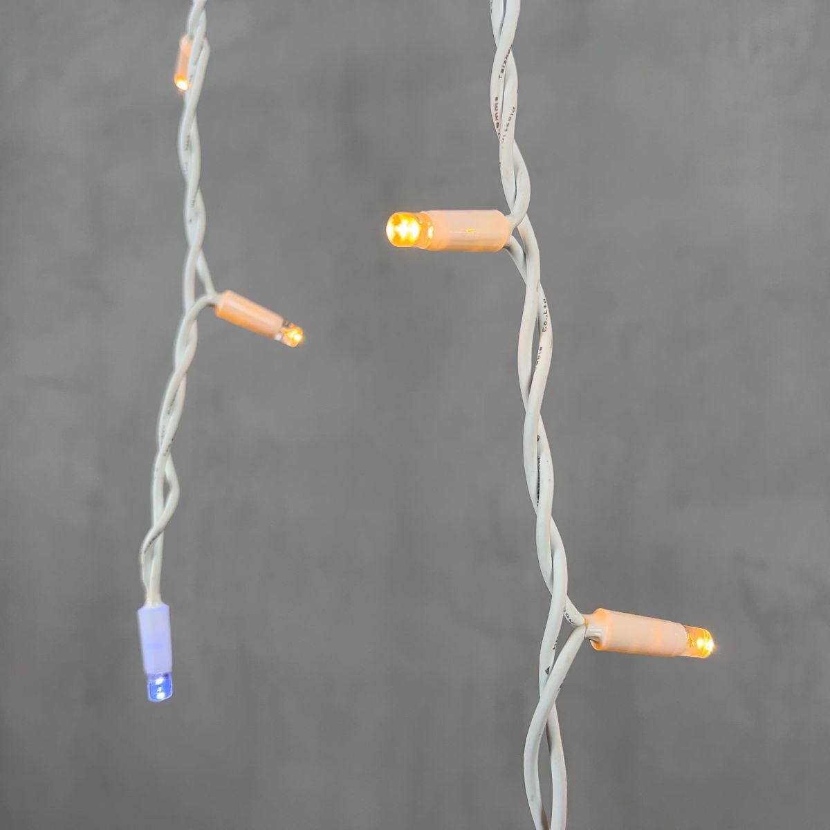 Гирлянда Бахрома Laitcom (LTC) LL168BLW-8-2EWW