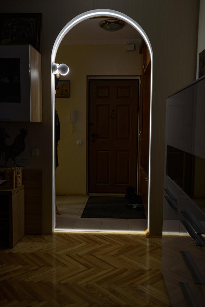 Уличный настенный светодиодный светильник Crystal Lux CLT 027W WH