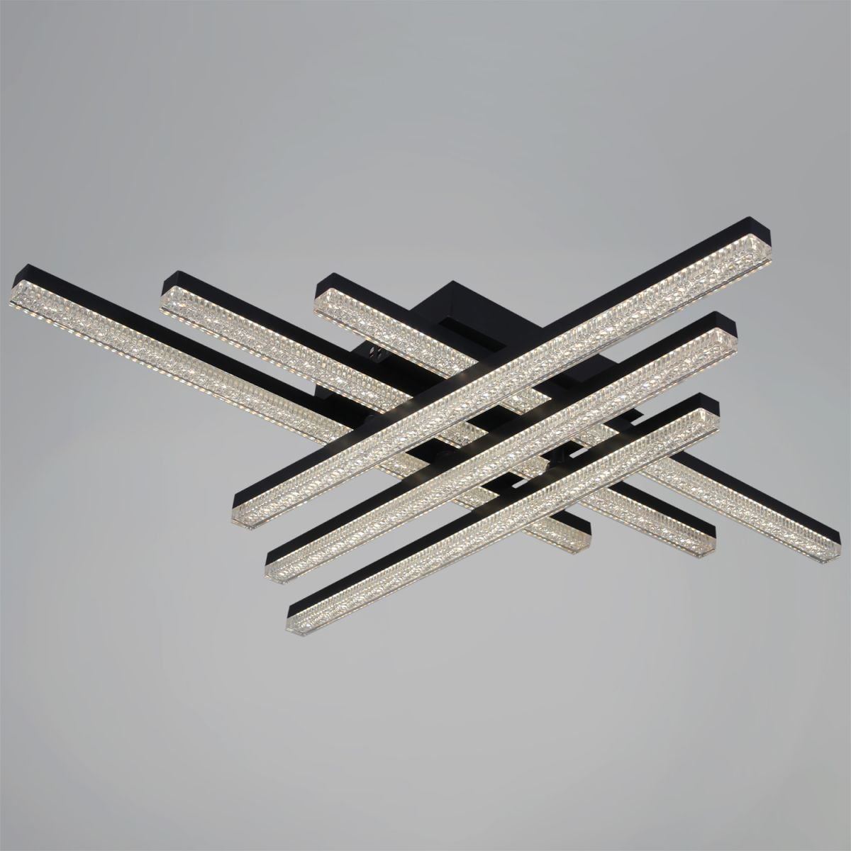 Потолочная люстра Reluce 79560-0.3-06 BK