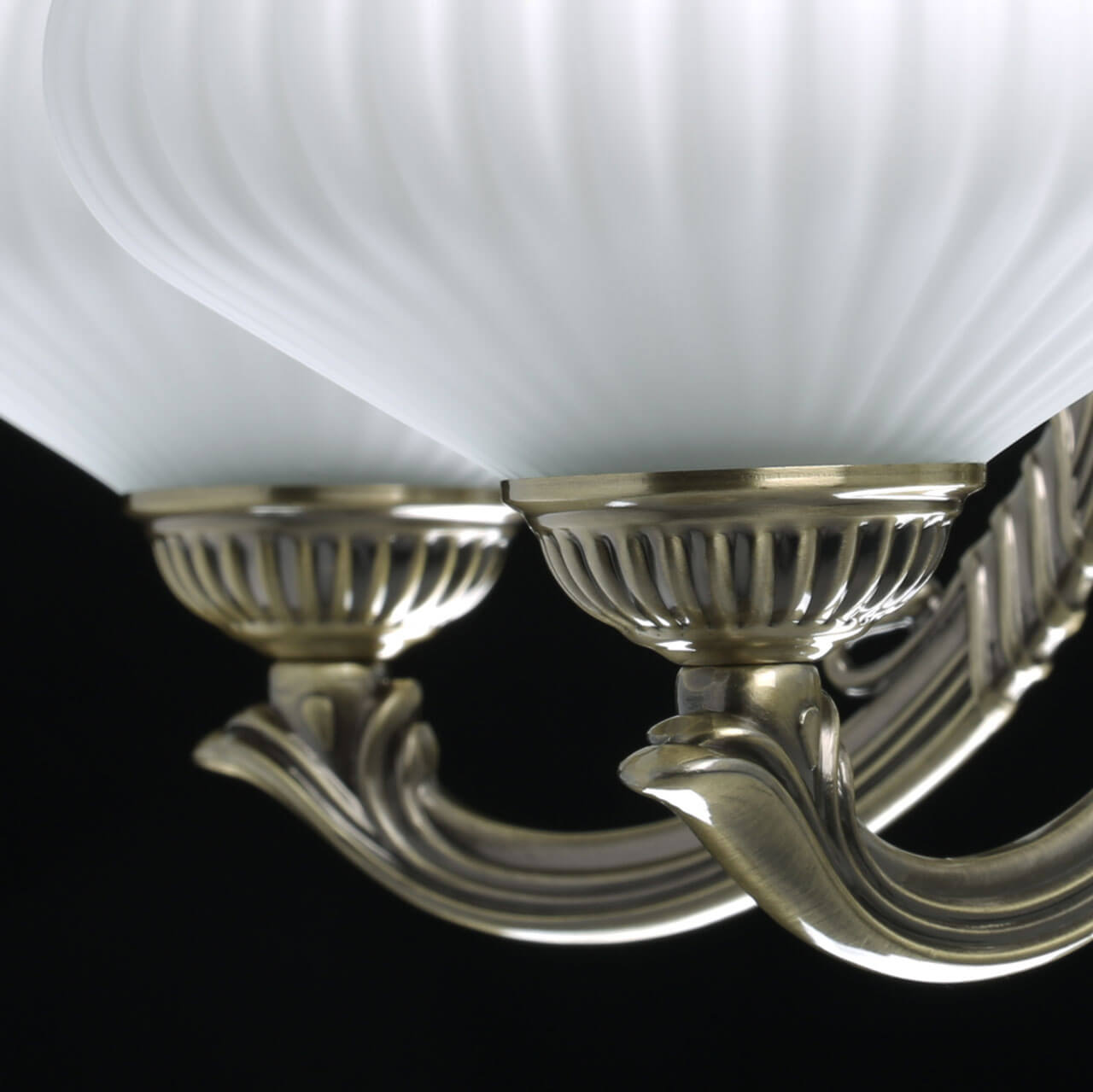 Подвесная люстра MW-Light Фелиция 114010505