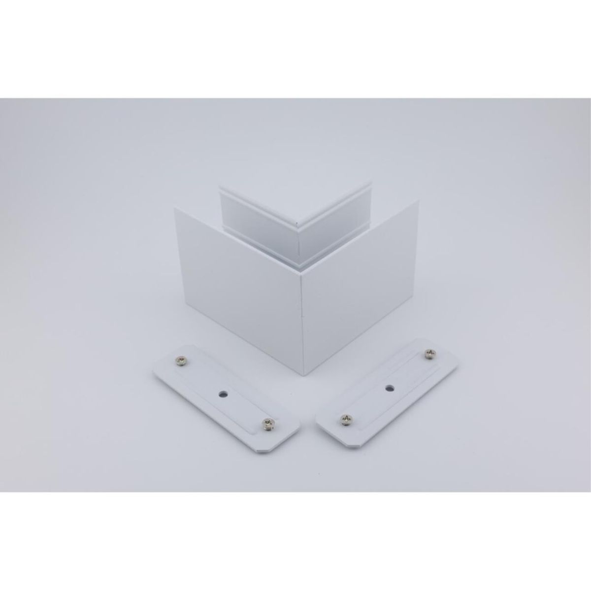 Соединитель угловой плоский для магнитного шинопровода Aployt Magnetic track 220 APL.0282.10.01