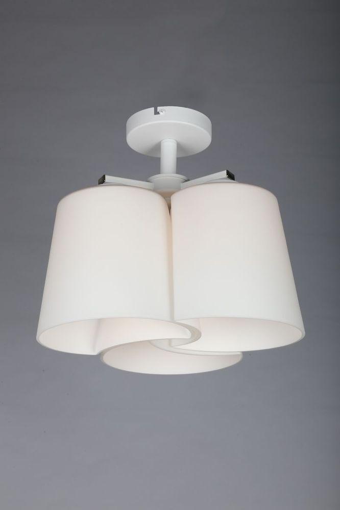 Потолочная люстра Omnilux OML-28107-03