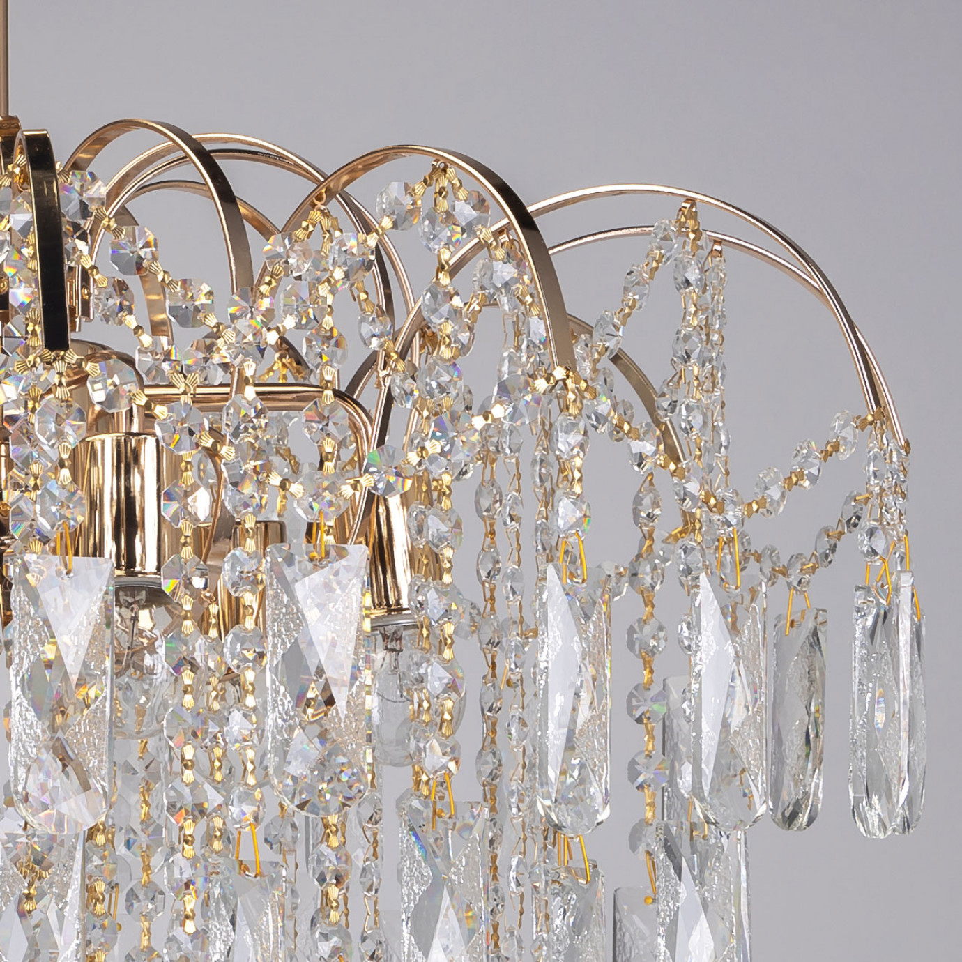 Люстра на штанге De Markt Бриз 111016406