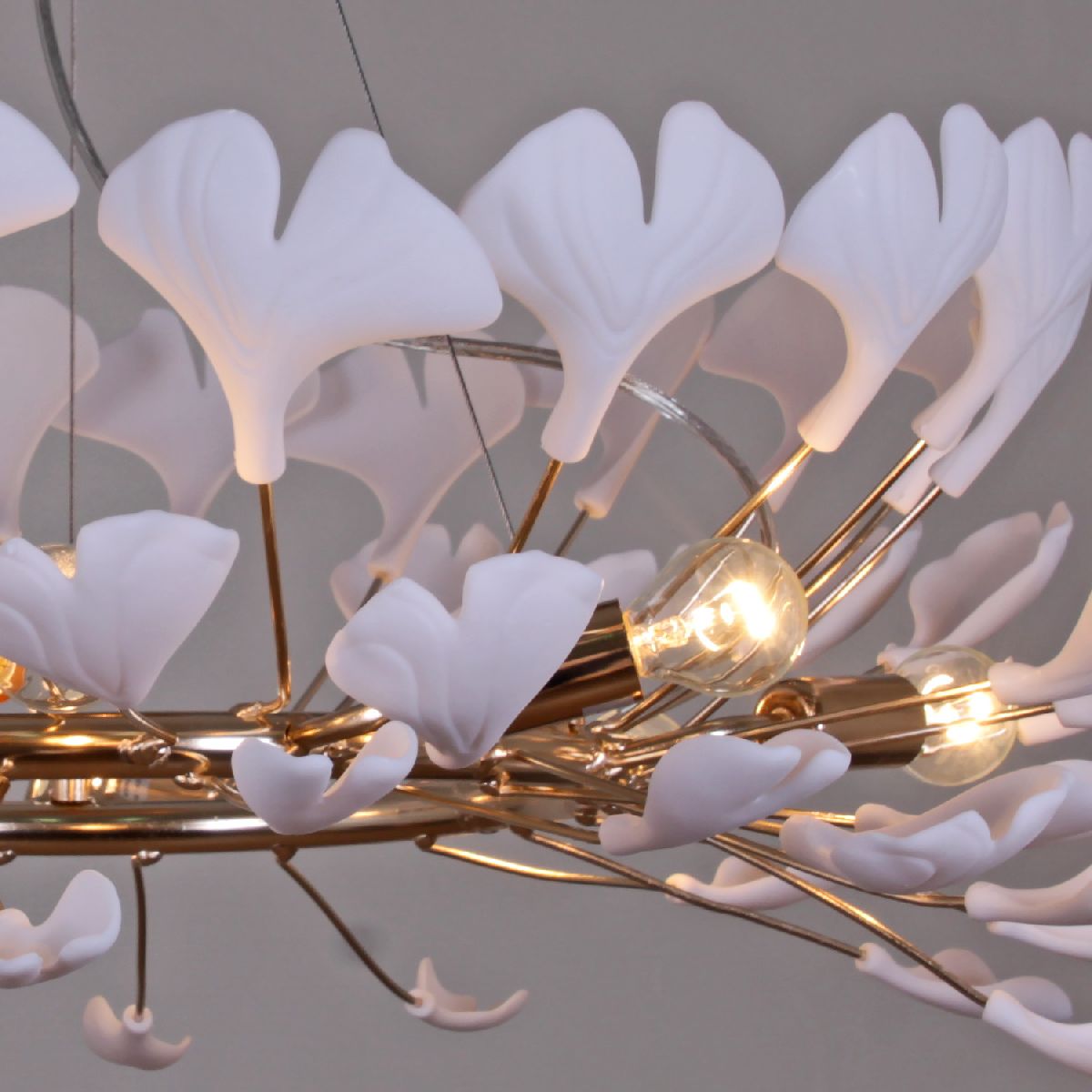 Подвесная люстра Reluce 08355-0.4-08 FG