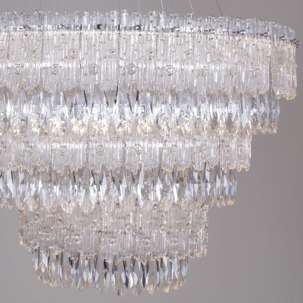 Подвесная люстра Reluce 08806-0.4-03