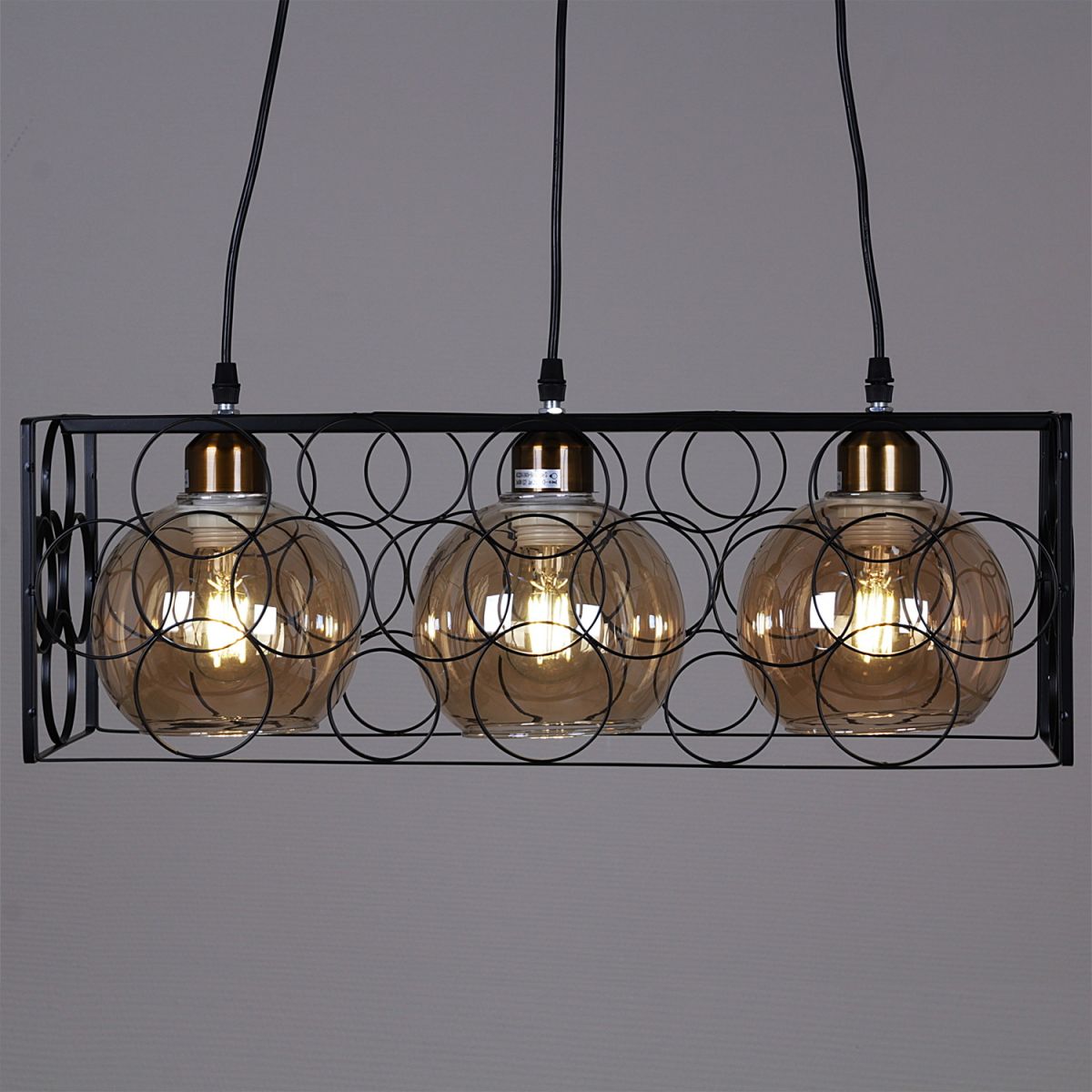 Подвесная люстра Reluce 04348-0.4-03 BK