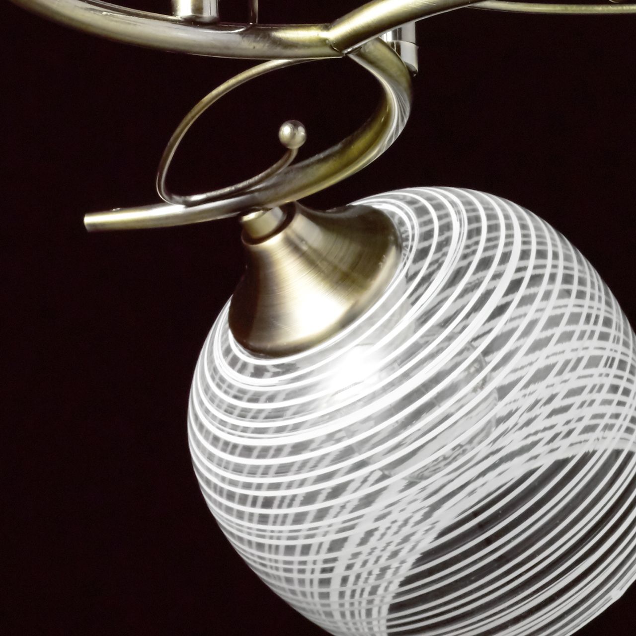 Потолочная люстра De Markt City Альфа 324015403 в Москве