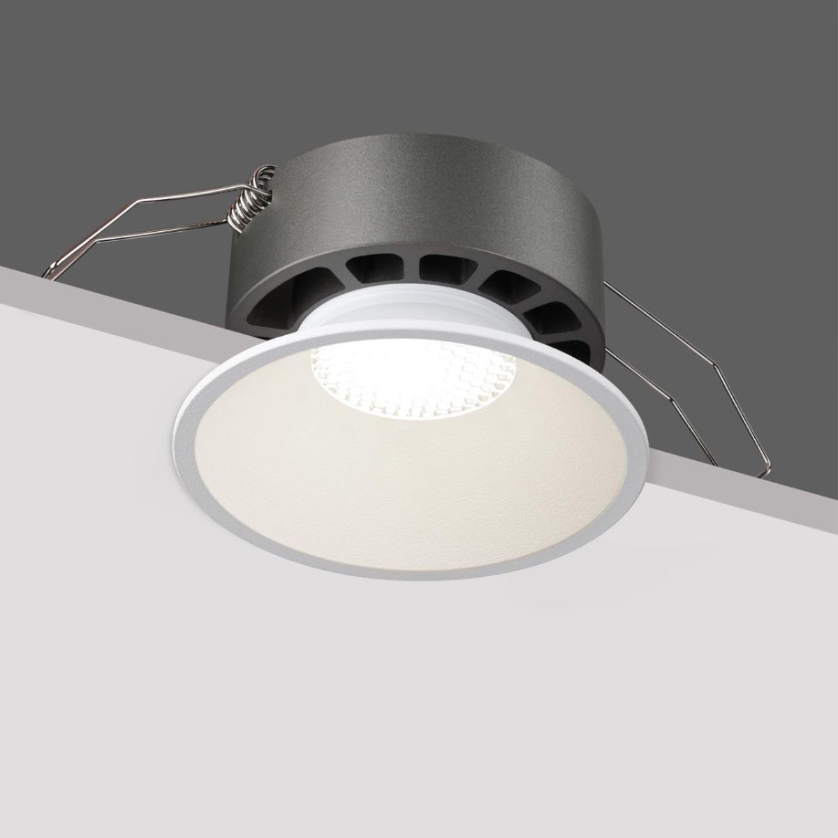 Встраиваемый светильник с переключателем цветовой температуры и угла рассеивания Novotech Wir Nova 359854