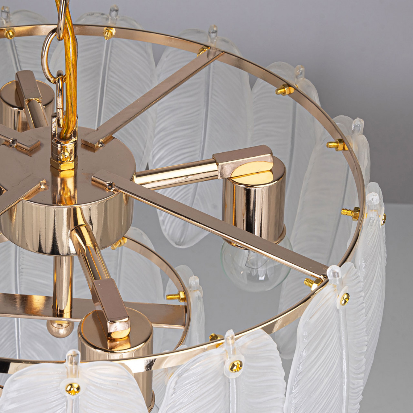 Подвесная люстра De Markt Бриз 111016704 в Москве