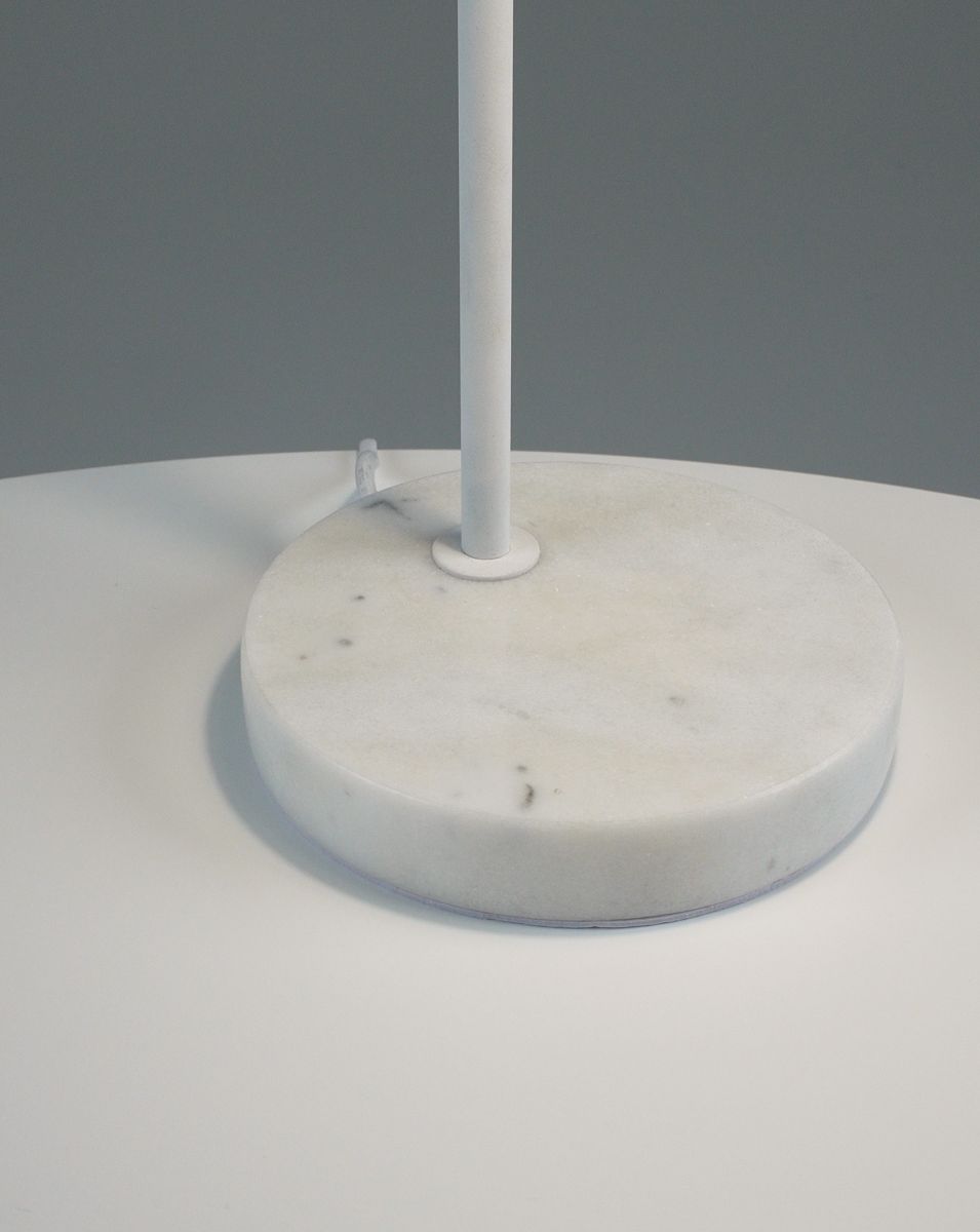 Настольная лампа Moderli Omaha V11596-1T