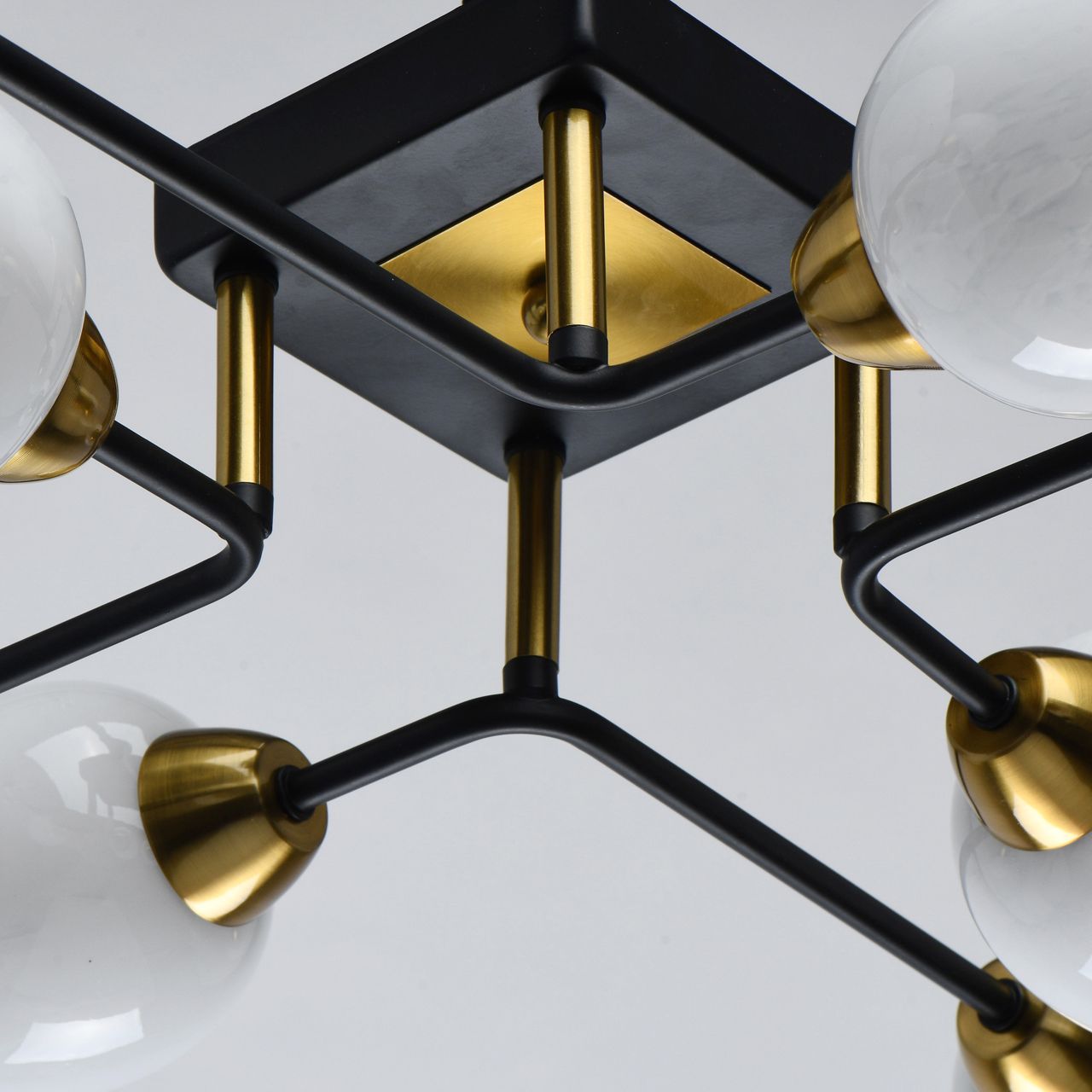 Потолочная люстра De Markt Олимпия 638019008 в Москве