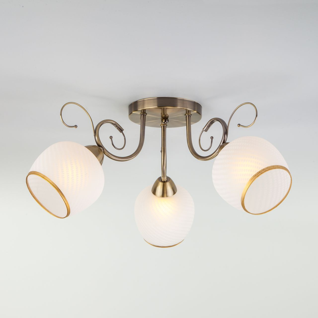 Потолочная люстра Eurosvet Brooksy 30159/3 античная бронза