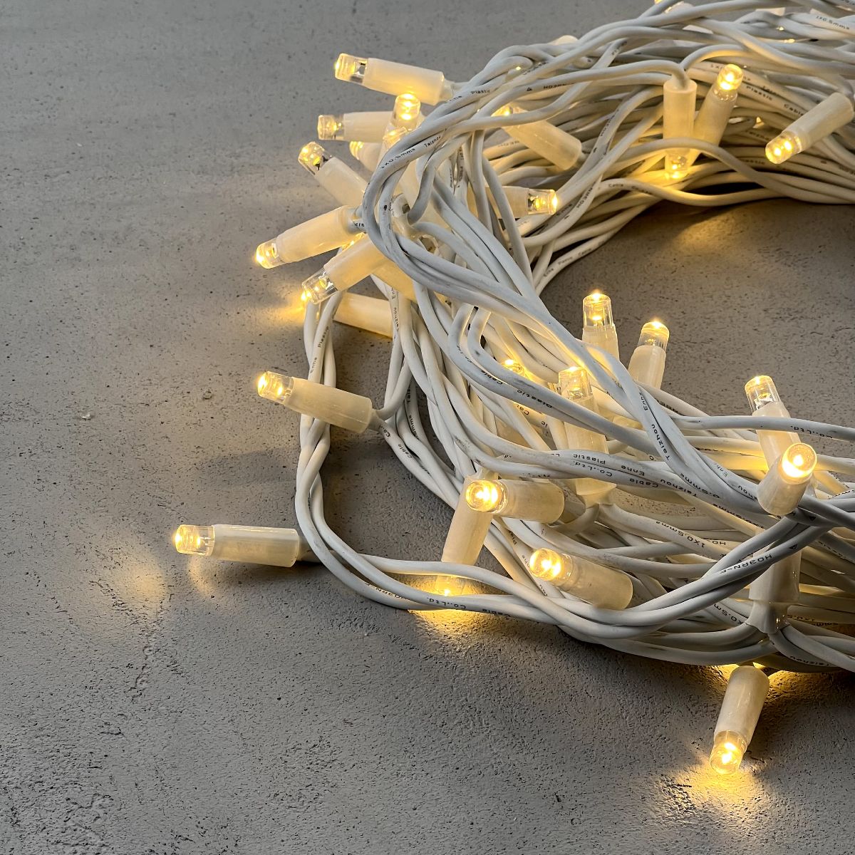 Гирлянда Нить Laitcom (LTC) LL75-8-1WW