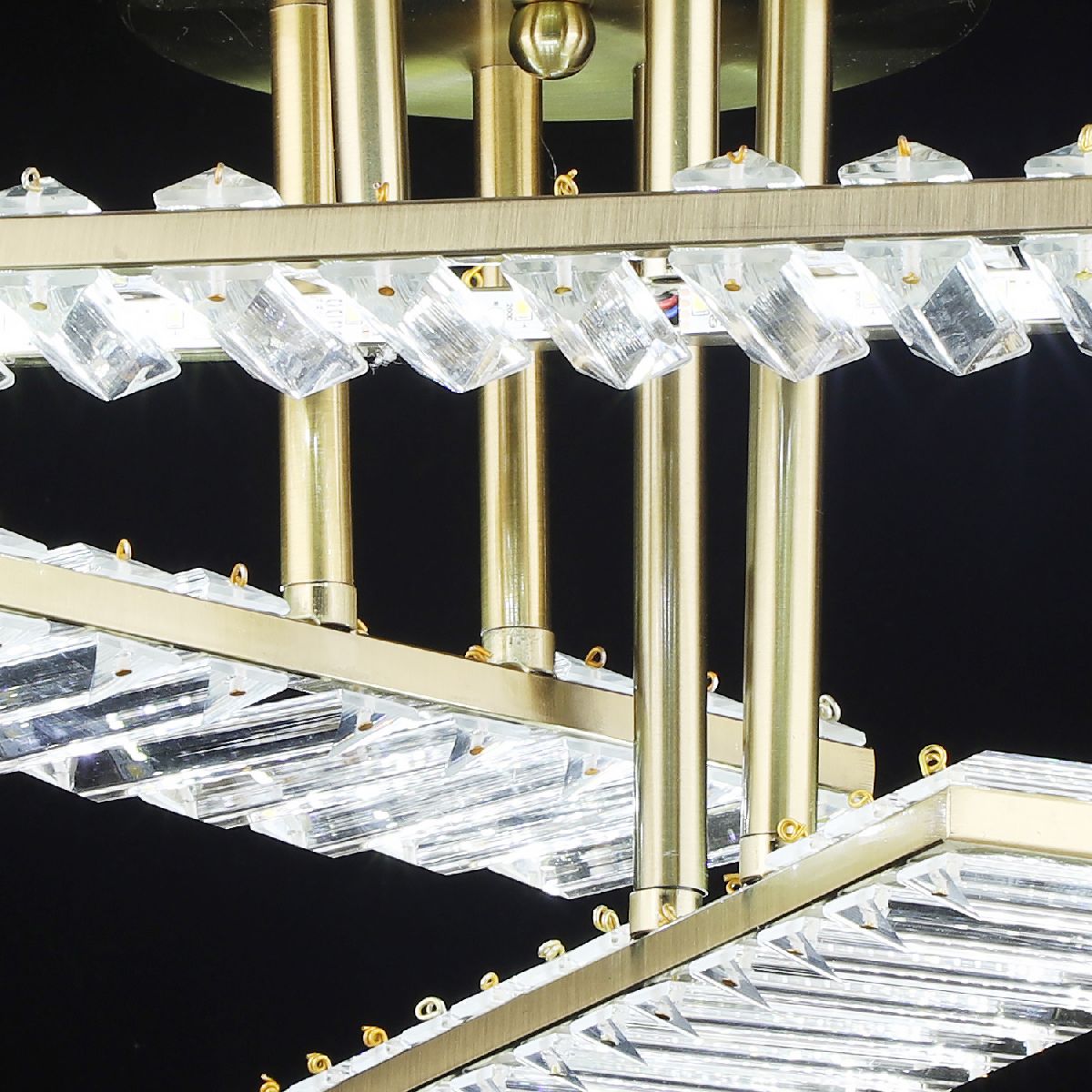 Потолочная люстра Reluce 02598-0.3-102W COP