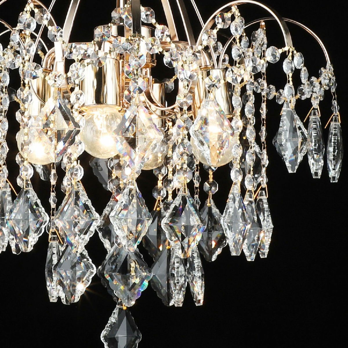 Подвесная люстра Reluce 02154-0.4-04 FGD