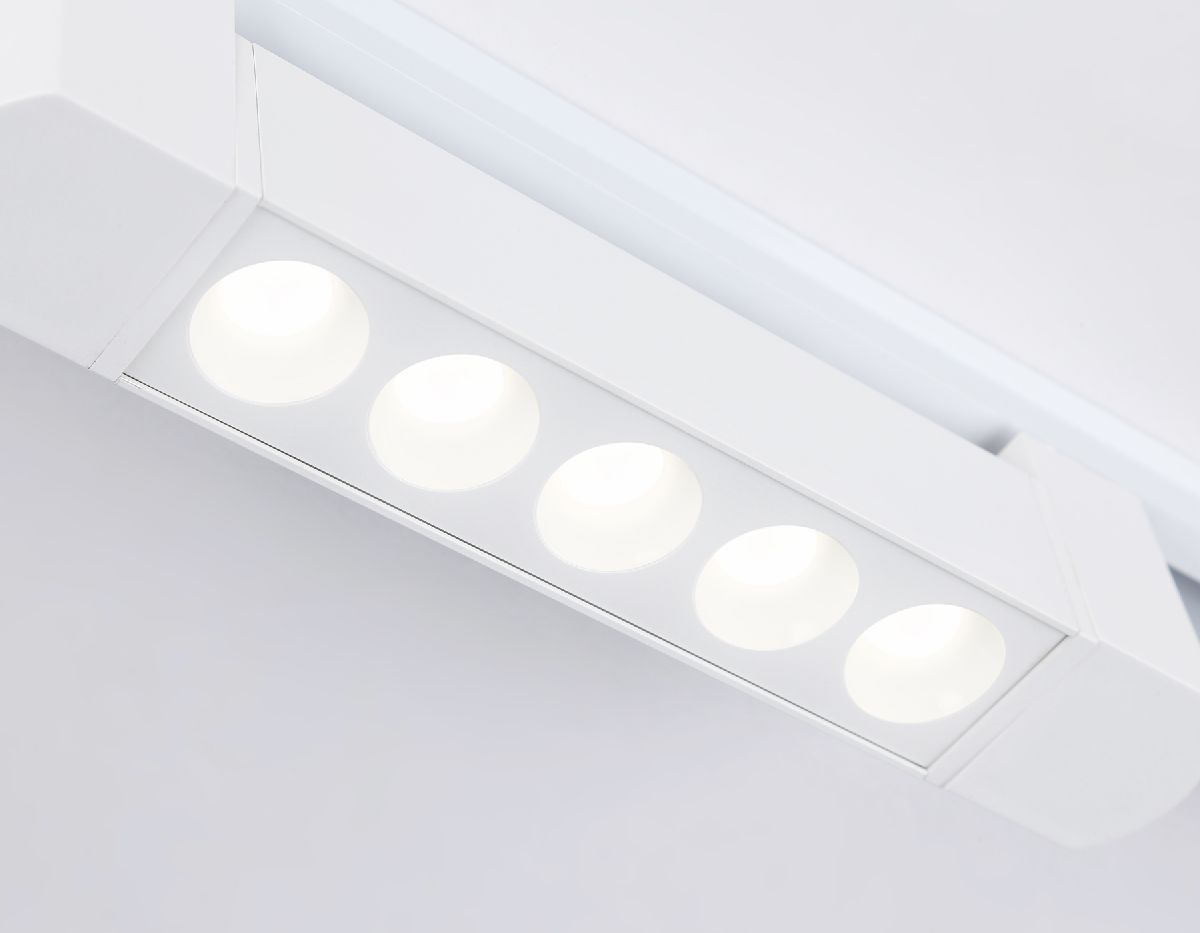 Трековый однофазный светильник Ambrella Light Track system GL6700