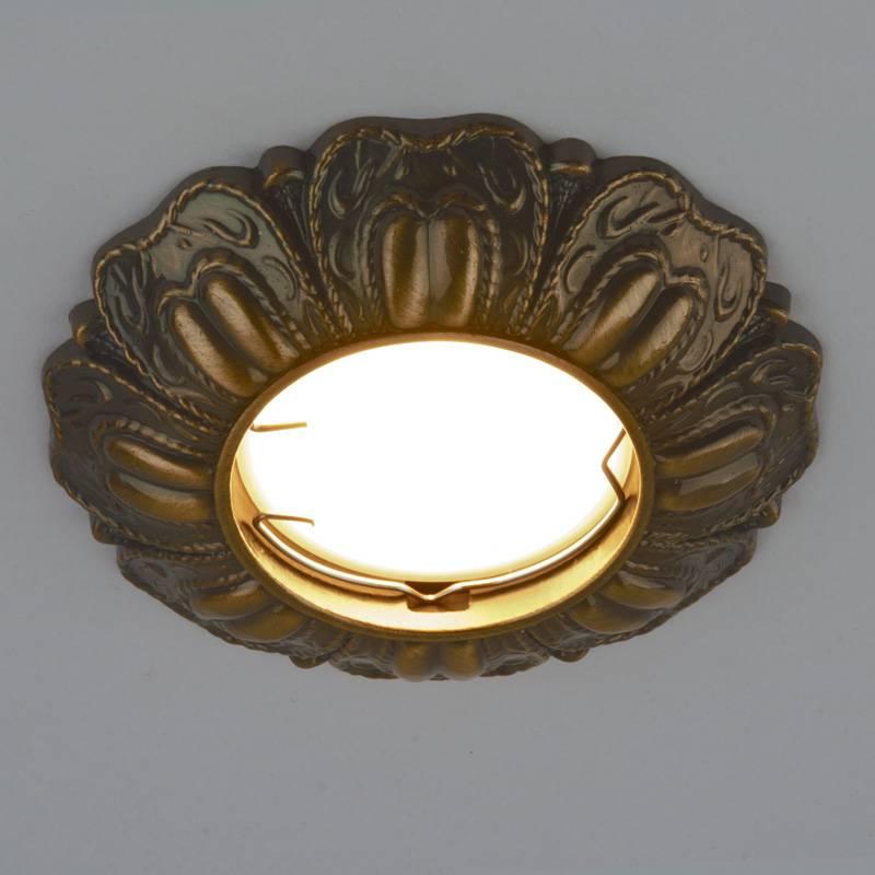 Встраиваемый светильник Fametto Arno DLS-A102-2001