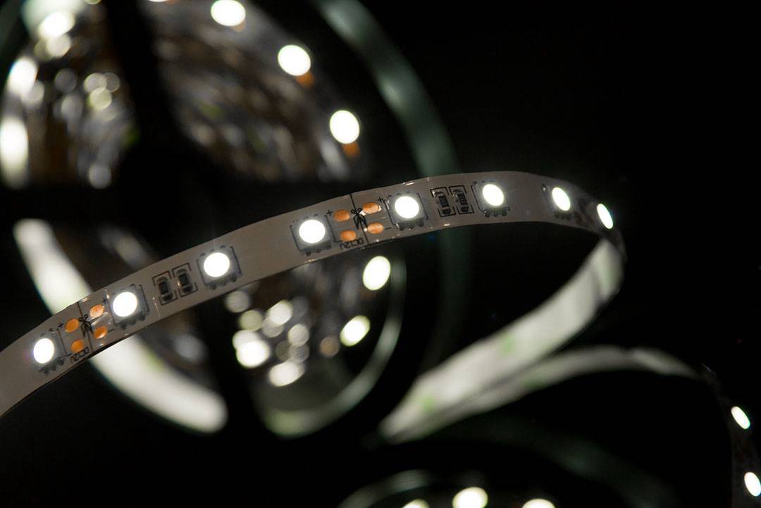 Светодиодная лента SWG SWG560-12-14.4-UW 001067