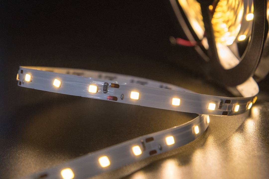 Светодиодная лента SWG ECO-SWG260-12-4.8-WW 001781