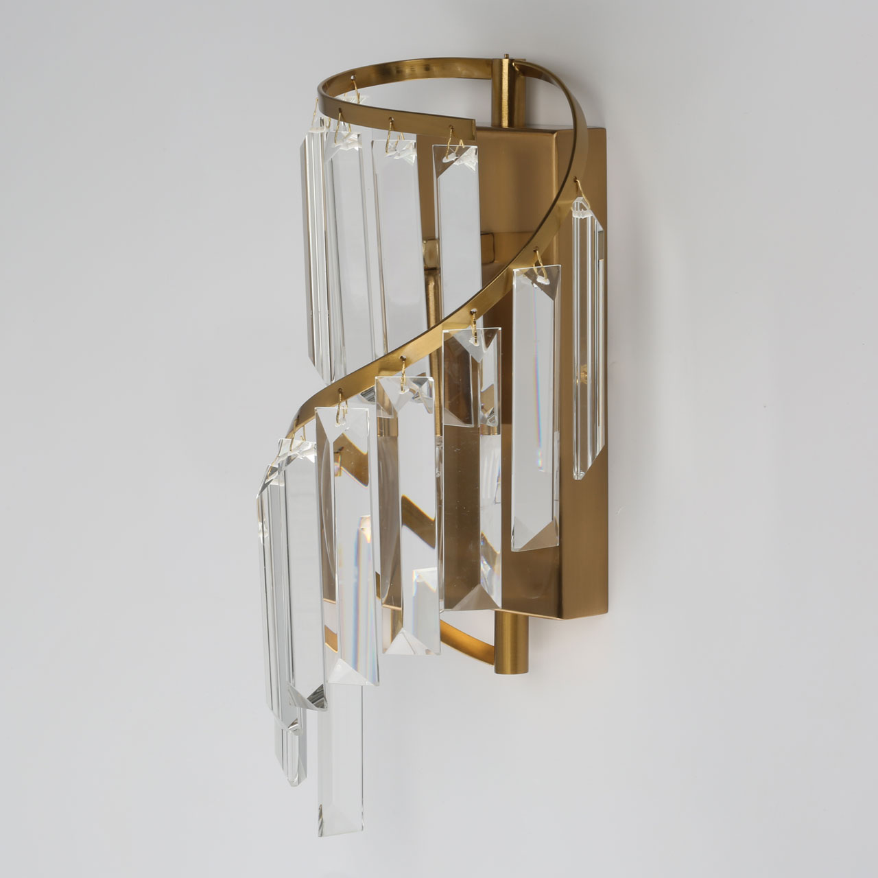 Настенный светильник MW-Light Аделард 642027101