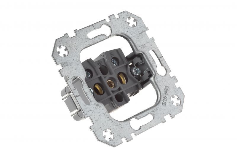 Розетка Liregus Epsilon 28-309