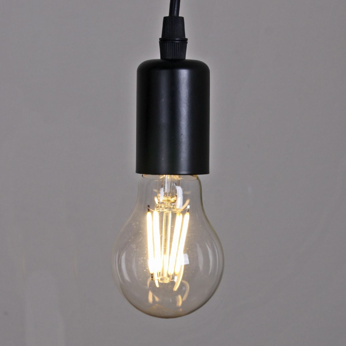 Подвесная люстра Reluce 88845-0.3-12 BK