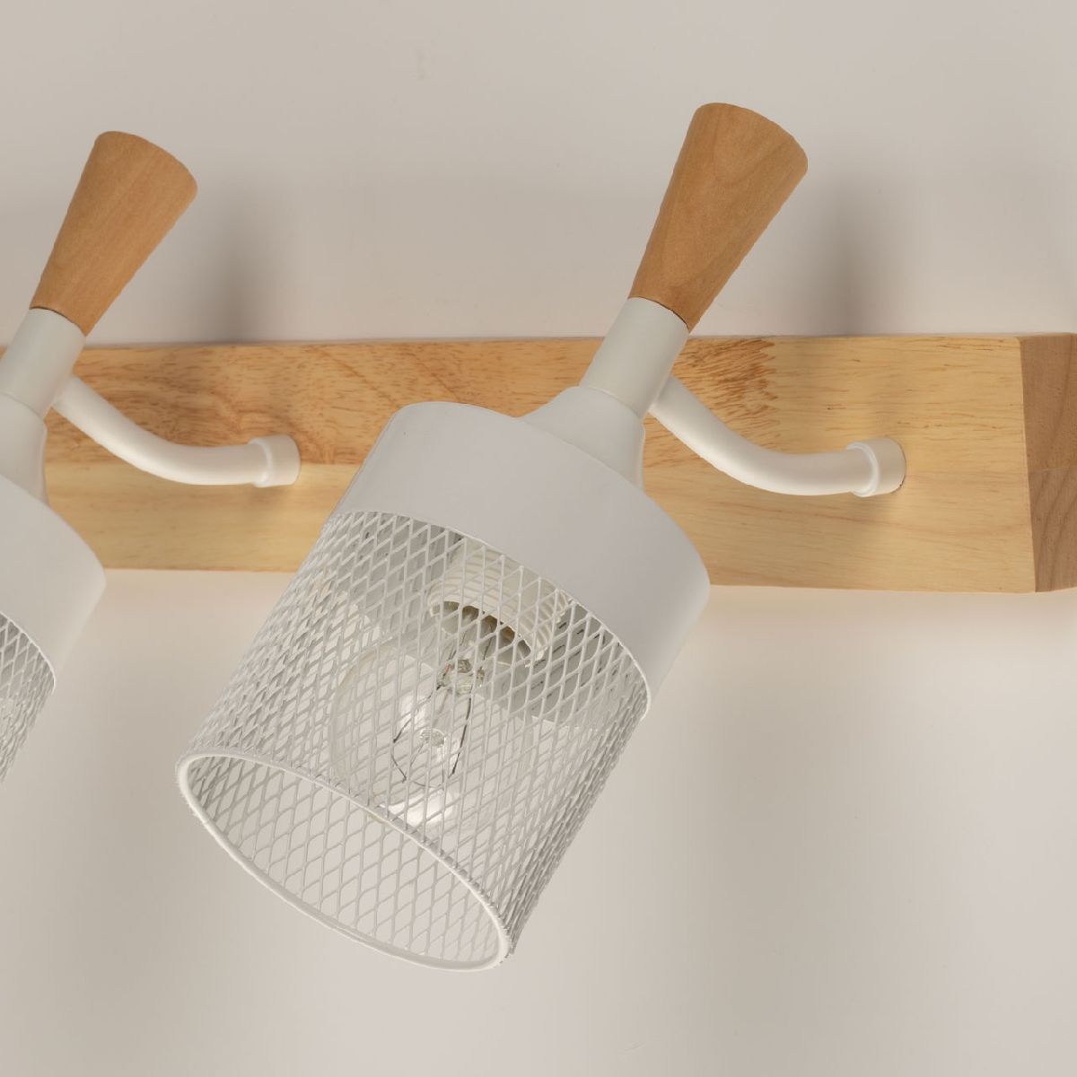 Бра деревянное из дерева De Markt Ирсон 514020903