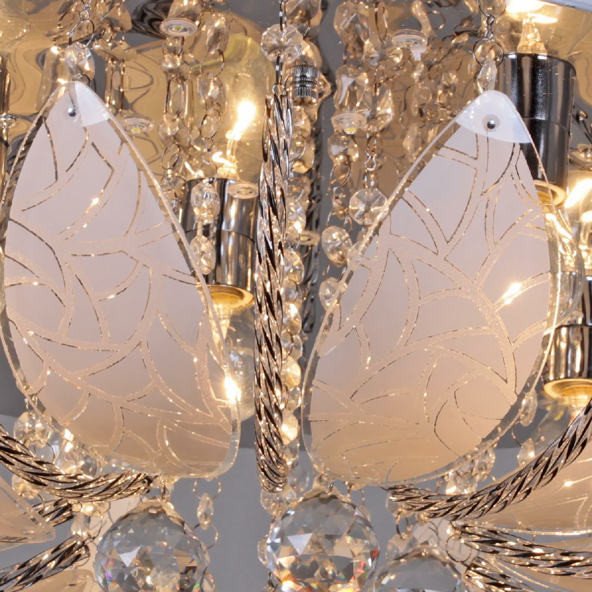 Потолочная люстра Reluce 55787-0.3-05