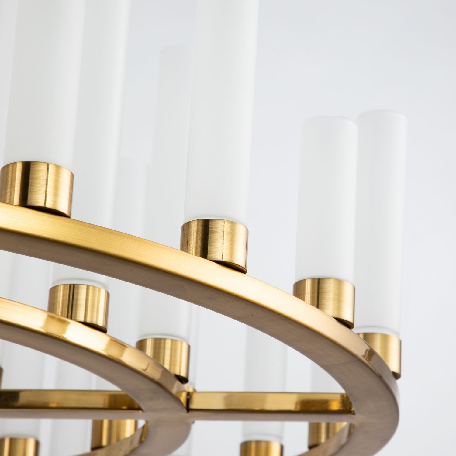 Люстра на штанге Favourite Geyser 3015-48P в Москве