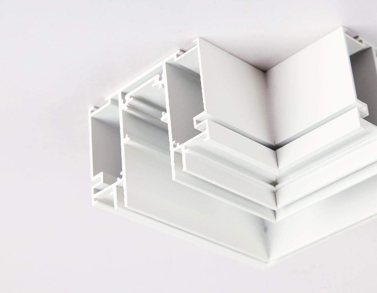 Коннектор угловой для шинопровода Ambrella Light GL3391