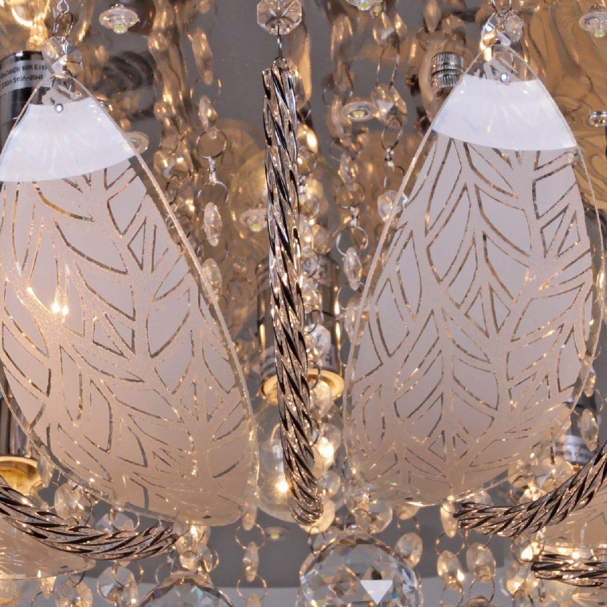 Потолочная люстра Reluce 55816-0.3-05