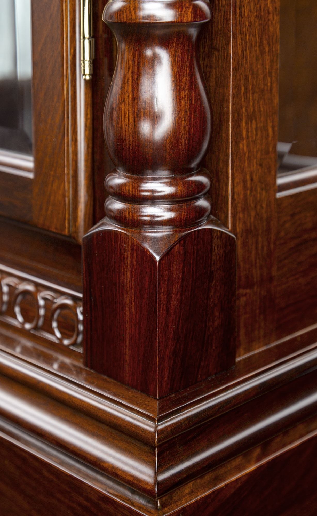 Напольные часы Tomas Stern 1062NG