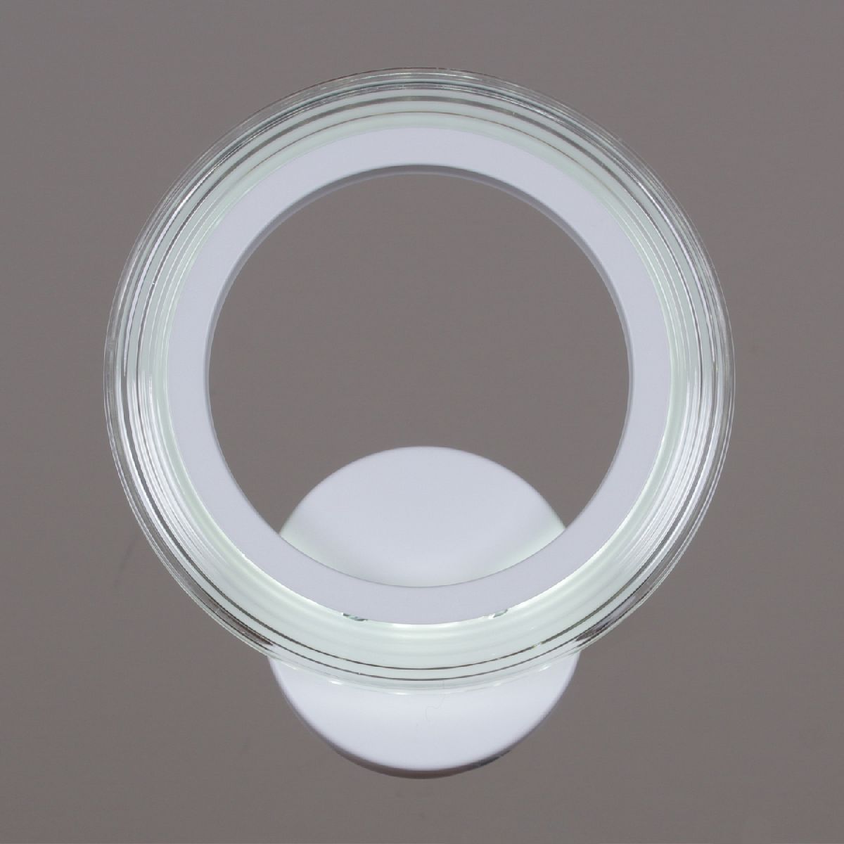 Настенный светильник Reluce 09812-3.2-01A WH